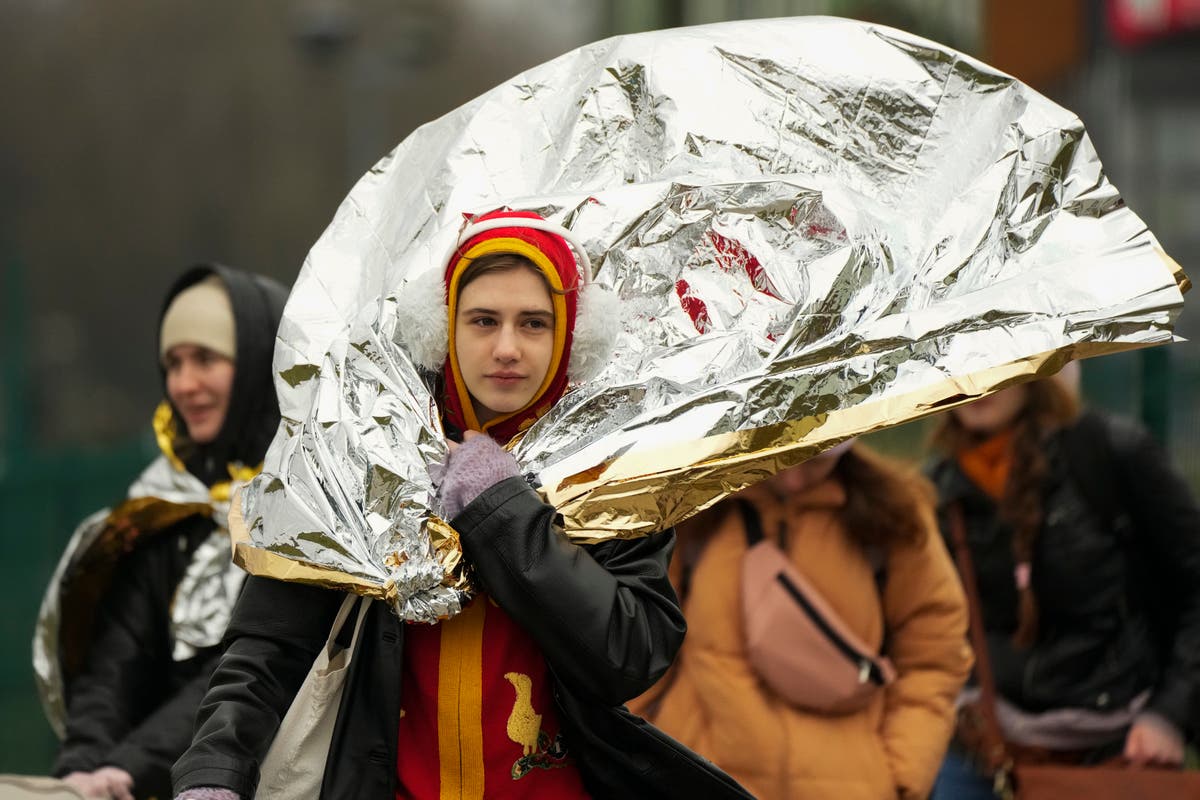Ministers urged to remove ‘needless bureaucracy’ from Ukraine schemes as refugees at ‘risk of destitution’