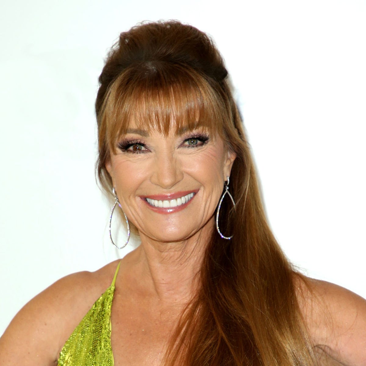 does jane seymour smoke cigarettes JANE SEYMOUR in HEAD OFFICE
