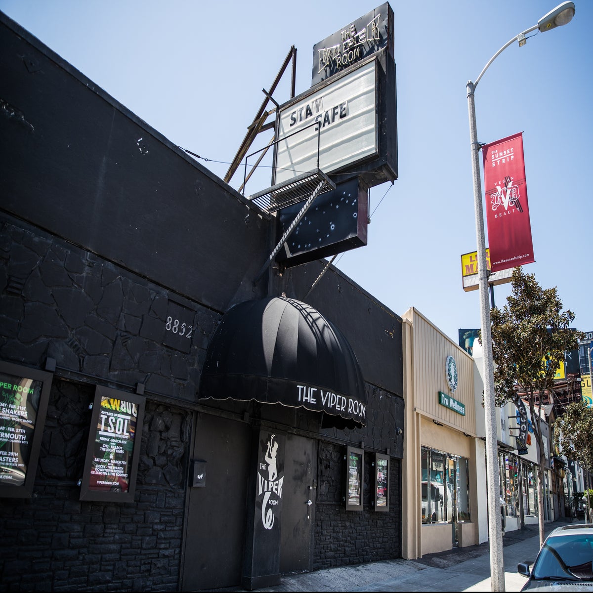 Drugs, Dolls and Johnny Depp: The Viper Room's demolition is the end of a  Hollywood era