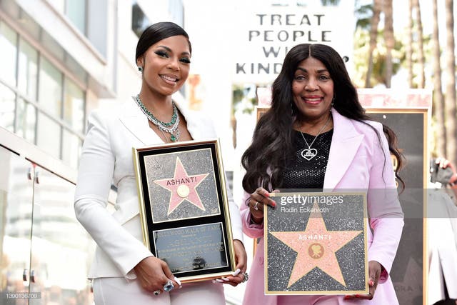 <p>Ashanti and her mother attended the ceremony</p>
