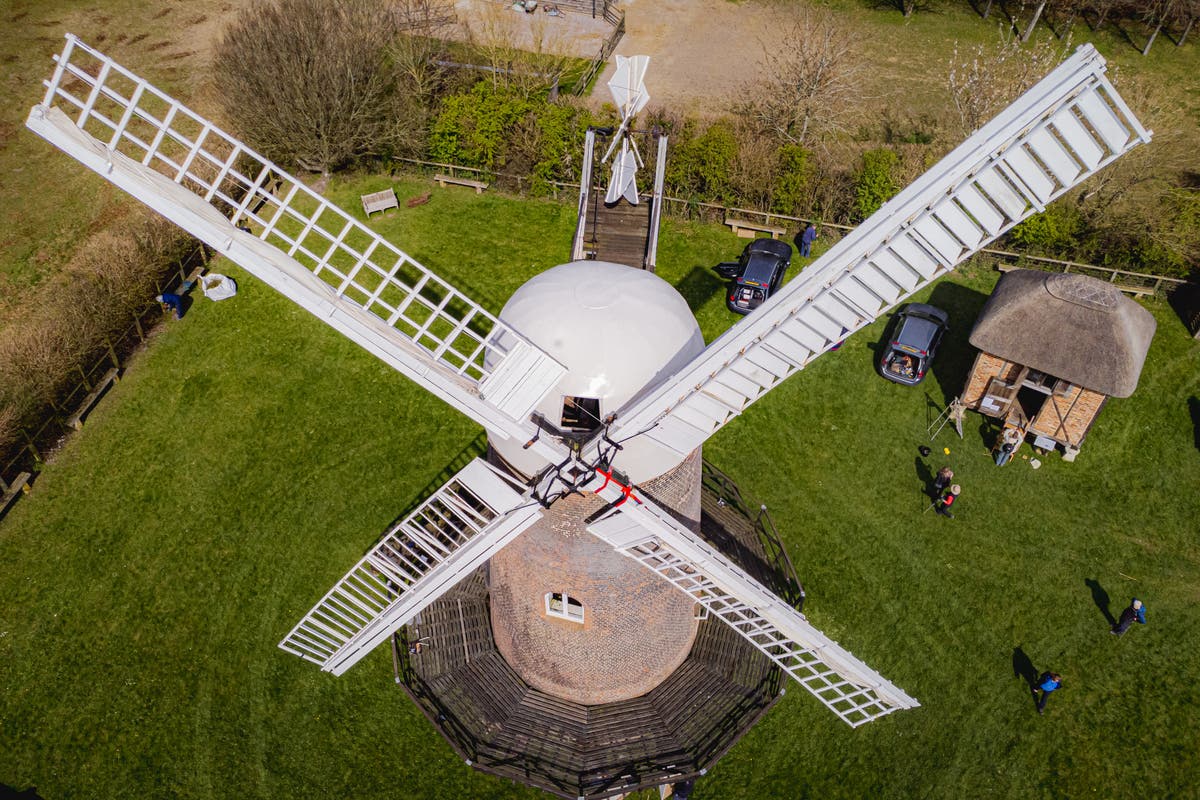 In Pictures: Volunteers give windmill a spring clean