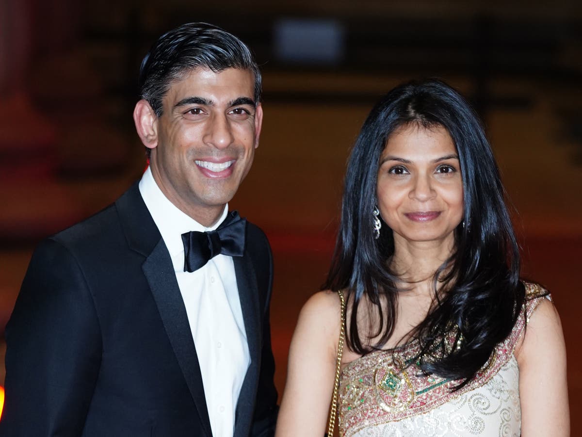 Rishi Sunak ‘moves family out of Downing Street flat’ as tax row ...