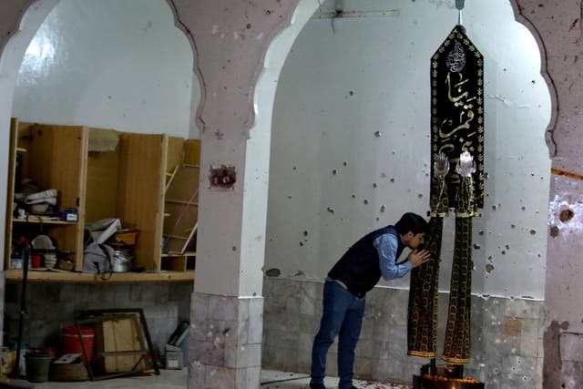 <p> Kusha Kisaldar Shiite Mosque was the site of a suicide bombing </p>