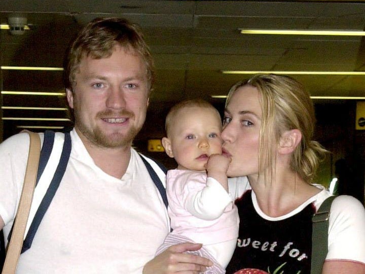 Jim Threapleton, Mia Threapleton and Kate Winslet in 2001