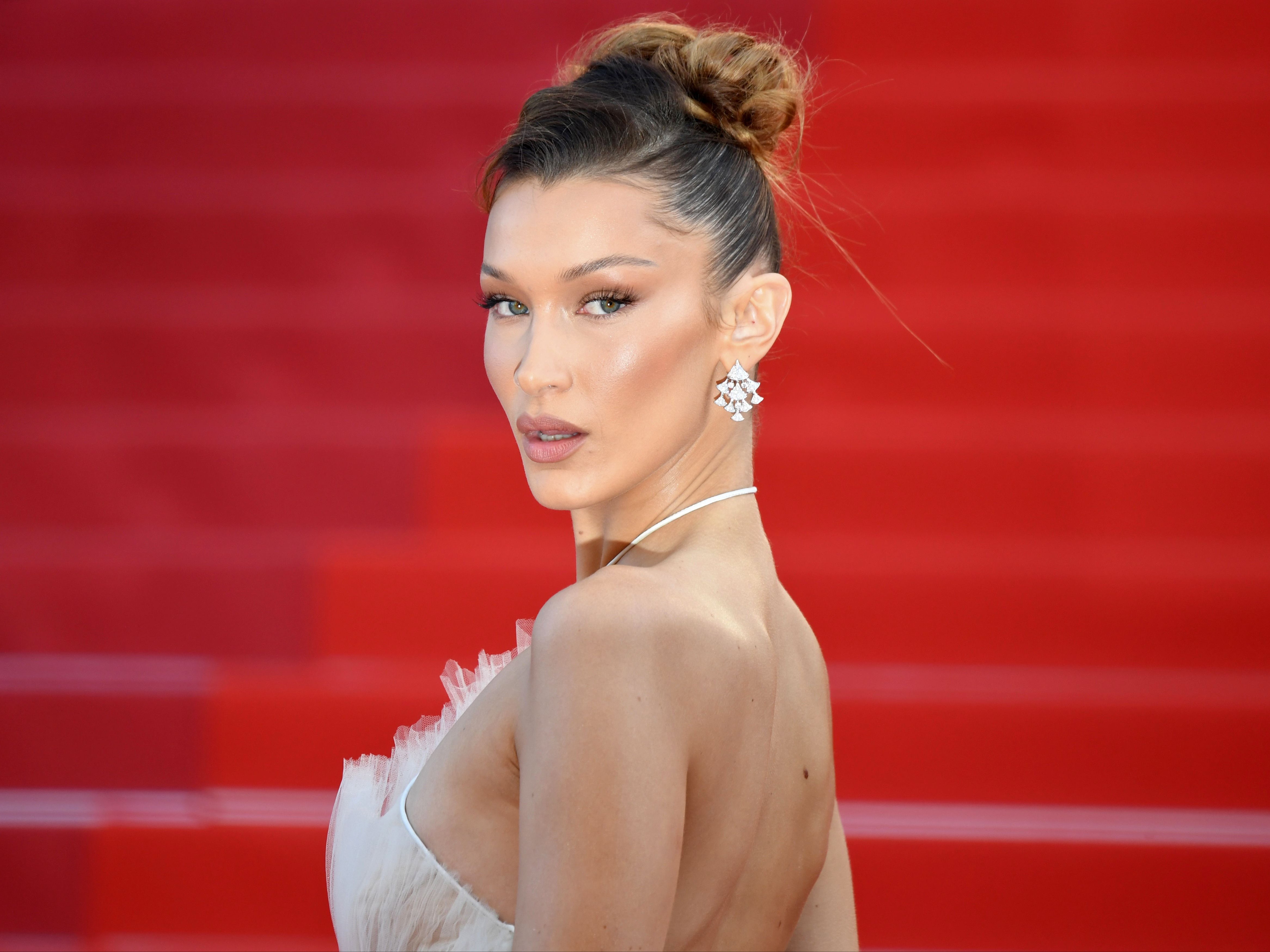 Bella Hadid Shares Photos From Week Before She Received Mental Health Treatment ‘smiling