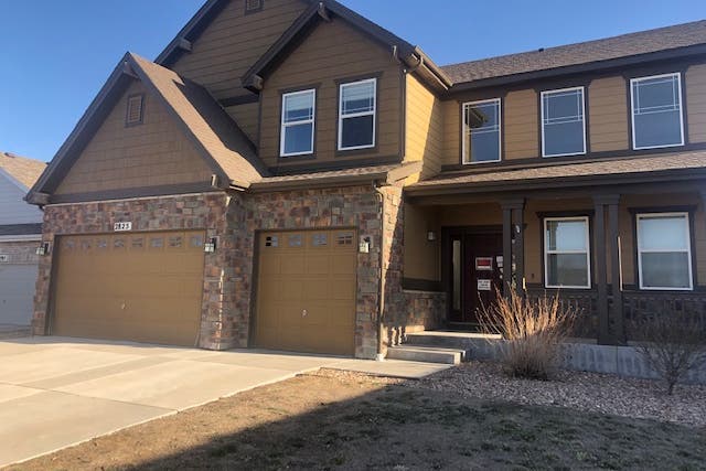 <p>The five-bedroom home in Colorado where Chris Watts strangled his wife in 2018 - before killing their two young daughters - remains empty</p>