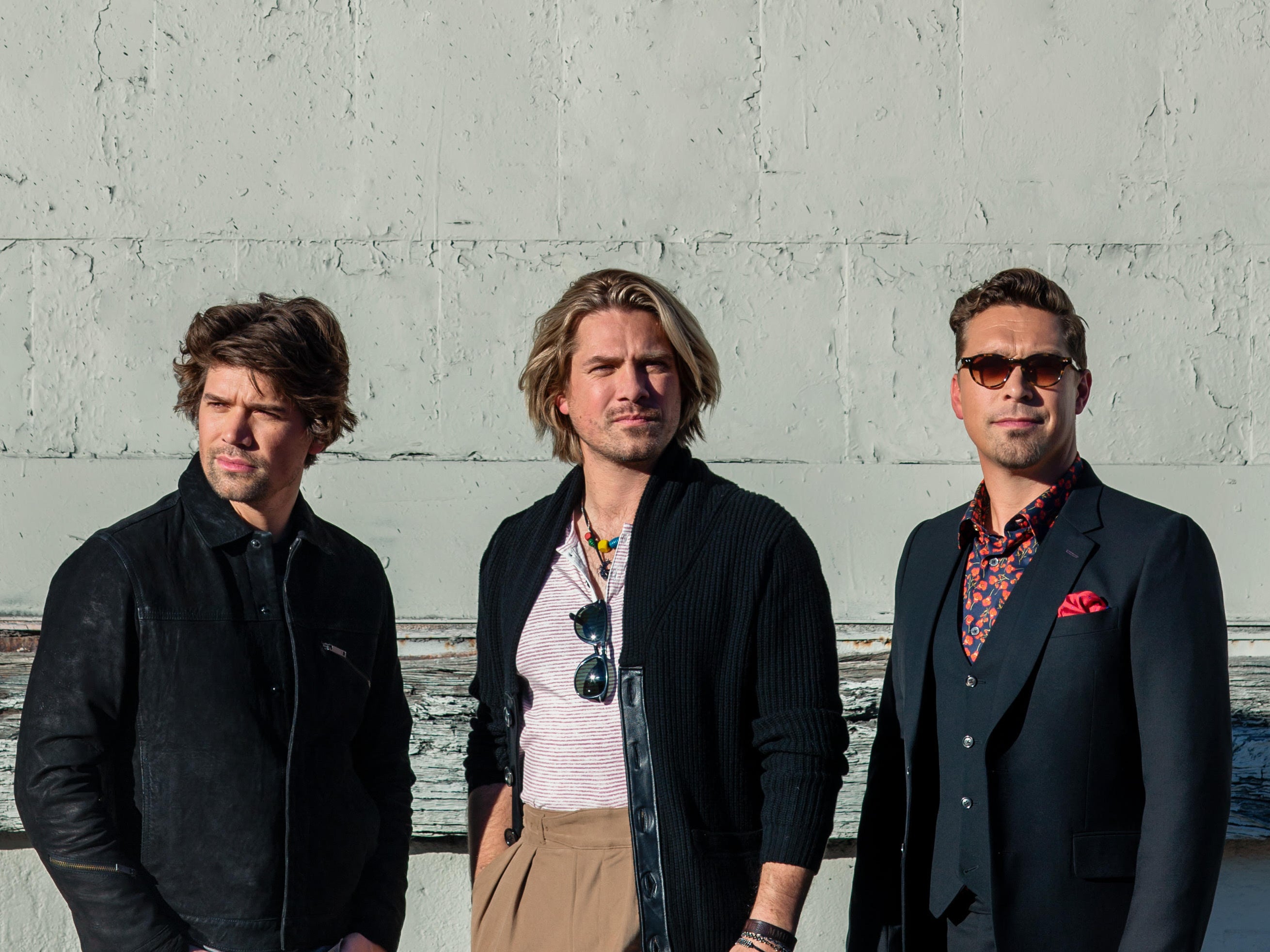 Hanson on 20 years of MMMbop: 'People can't sing the chorus right', Pop  and rock