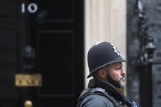 Partygate: Metropolitan Police fines ‘issued over No 10 Christmas party’