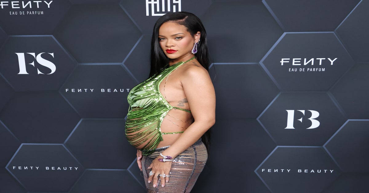 Rihanna's No-Shirt Maternity Outfit Is Badass And Perfect, And I Will Hear  No Words To The Contrary