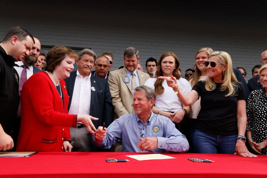 Brian Kemp staves off Trump’s effort to oust him in Georgia