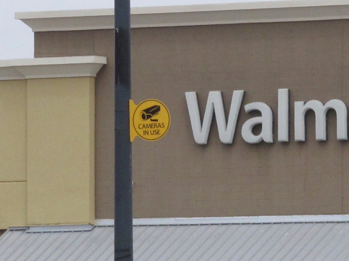 Man arrested after hurling racial slurs at Walmart worker and threatening with knife