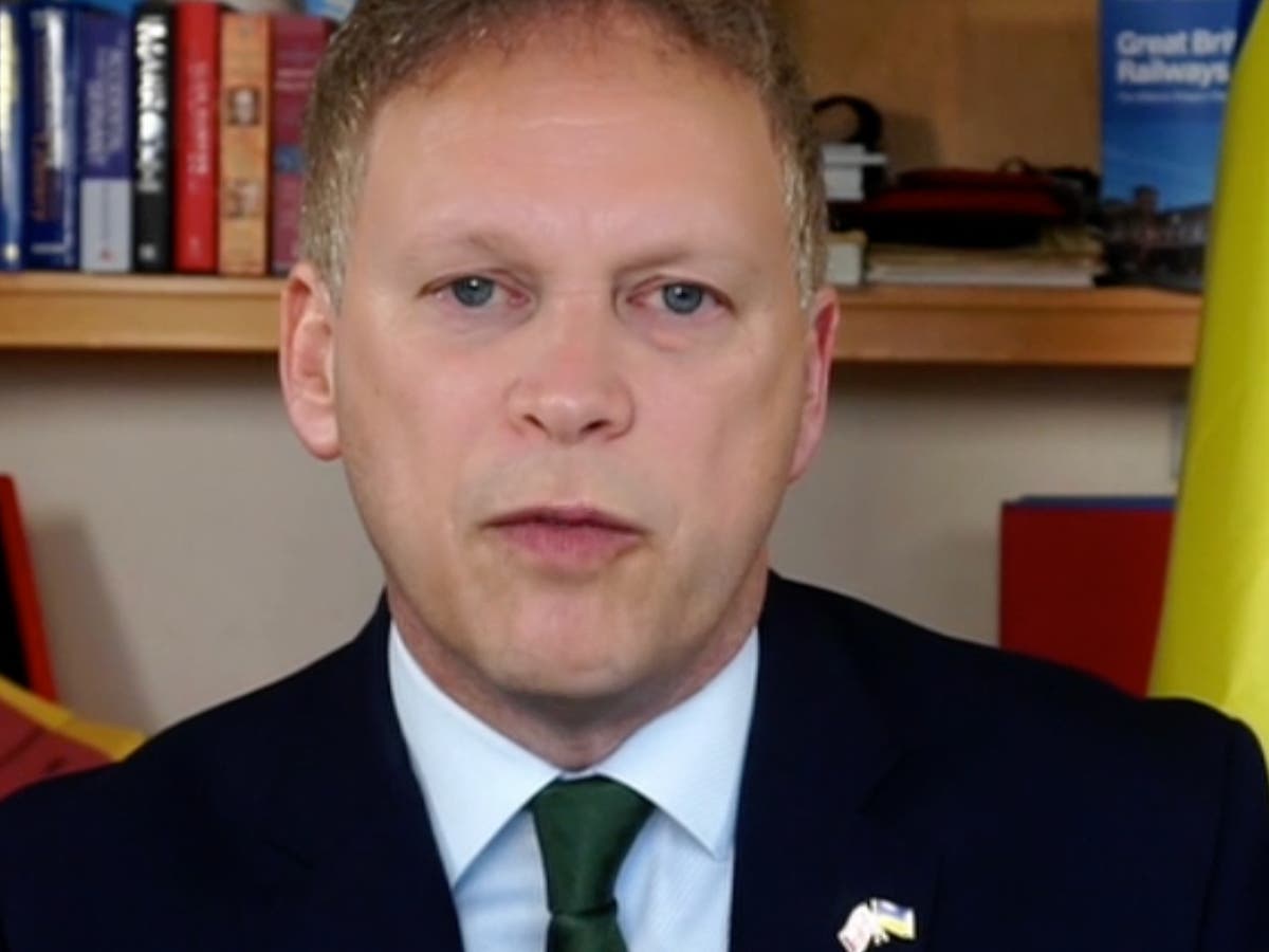 Boris Johnson ‘completely mortified’ by fine over stupid error, claims Grant Shapps