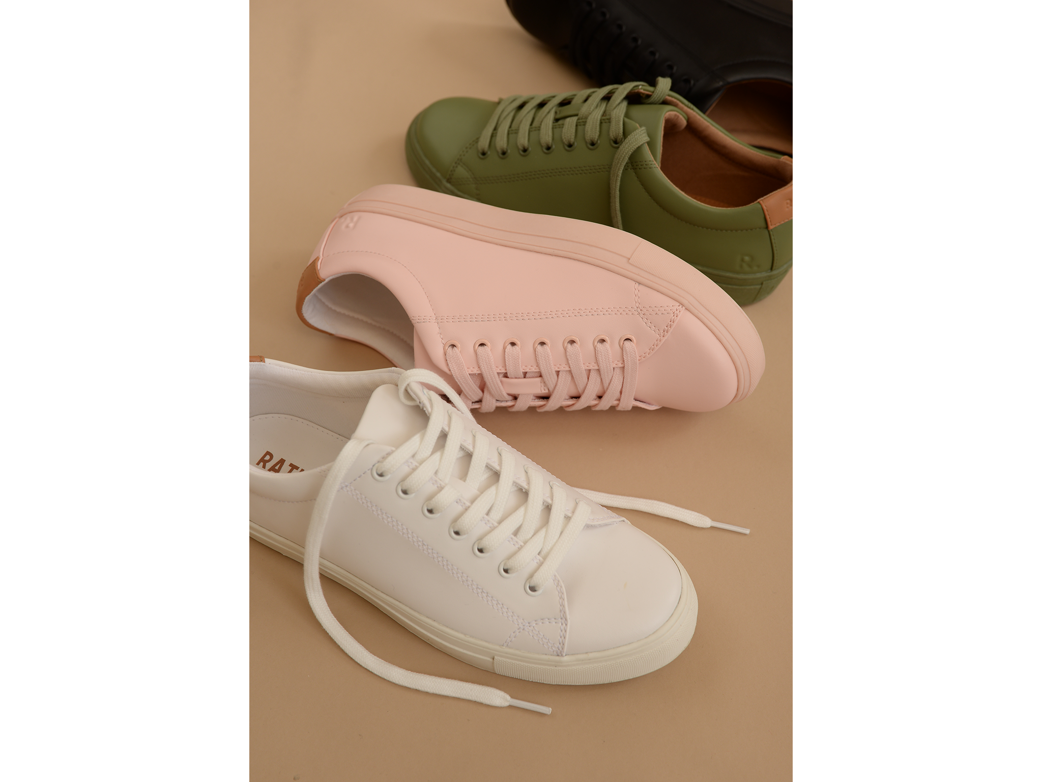 Unisex Casual High-Top Skate Shoes Classic Sneakers Adults Trainers Colorful Weed Marijuana Leaves