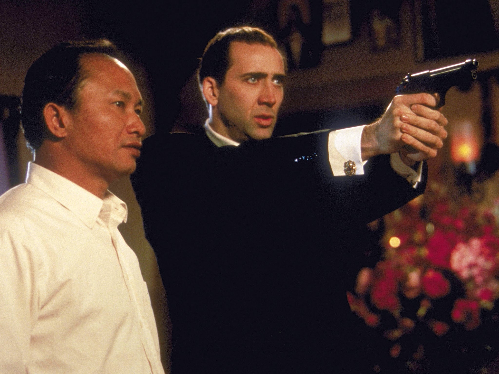 John Woo directs Nicolas Cage on the ‘Face/Off’ set