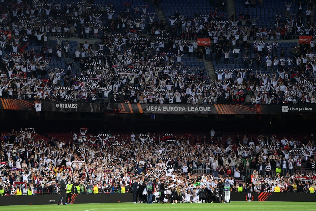 Barcelona 'ashamed and embarrassed' after 30,000 Eintracht Frankfurt fans  flock to Camp Nou | PiPa News