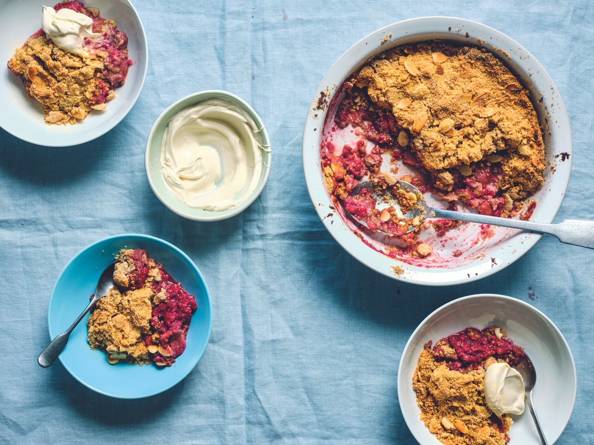 Strawberry and raspberry crumble recipe: The perfect summer dessert