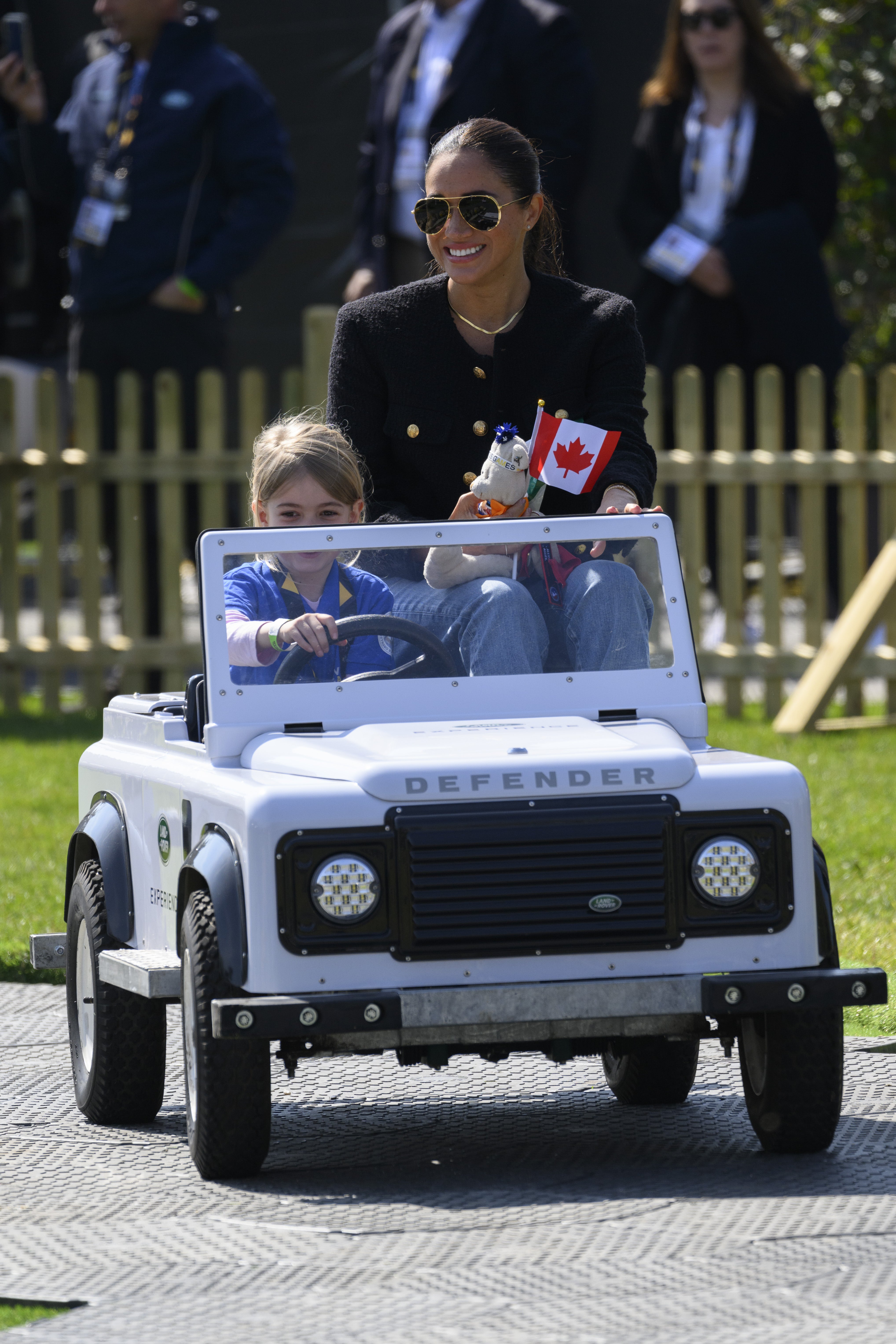 Meghan was seen carrying a Canada flag