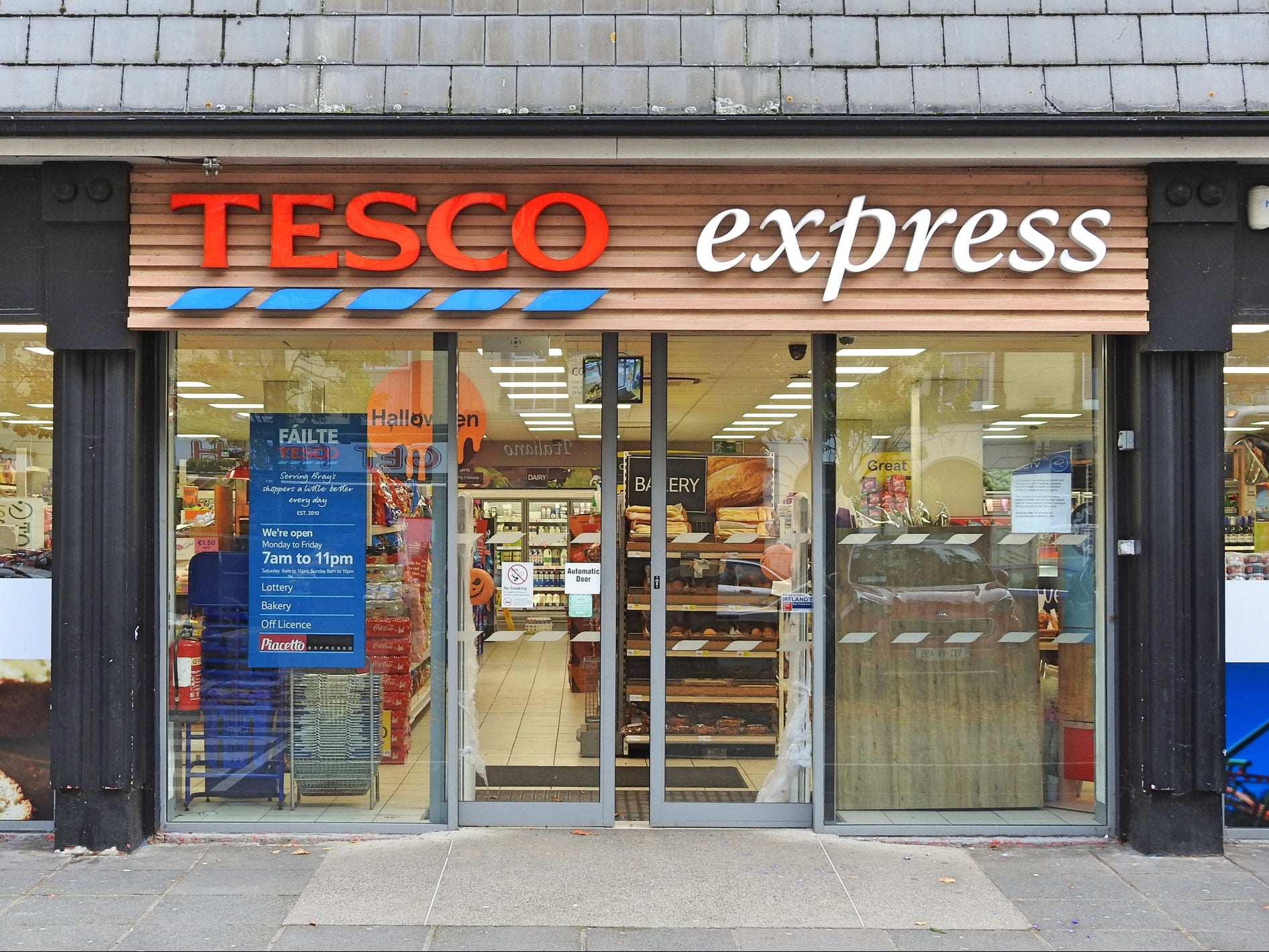 Tesco Express stores are open on Easter Sunday