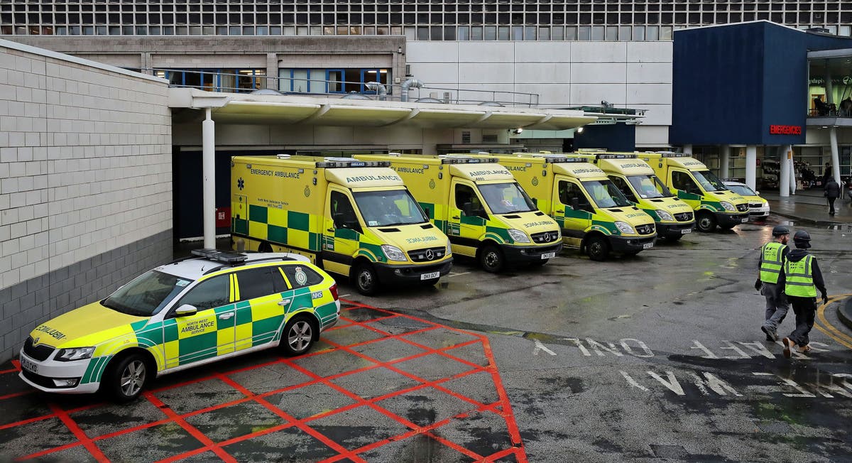 Volunteers to drive ambulances as service continues to face pressure