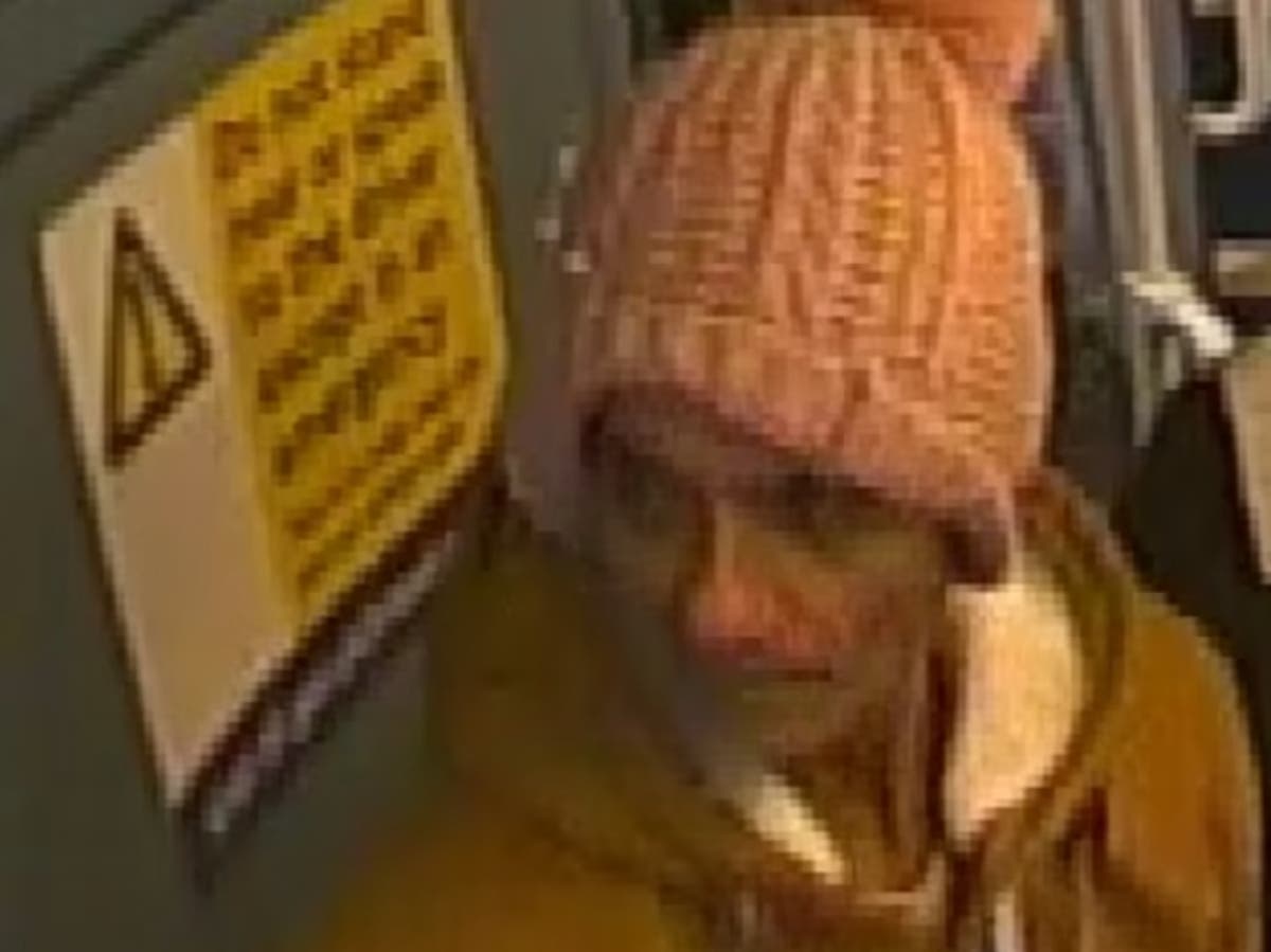 Appeal for witnesses after woman sexually assaulted on London bus