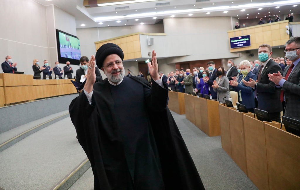 İran'da Rusya'nın Ukrayna'ya karşı savaşı siyasi bir parlama noktası