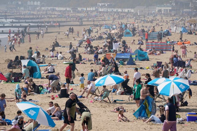<p>UK temperatures soar this weekend prepping for 30C next week</p>