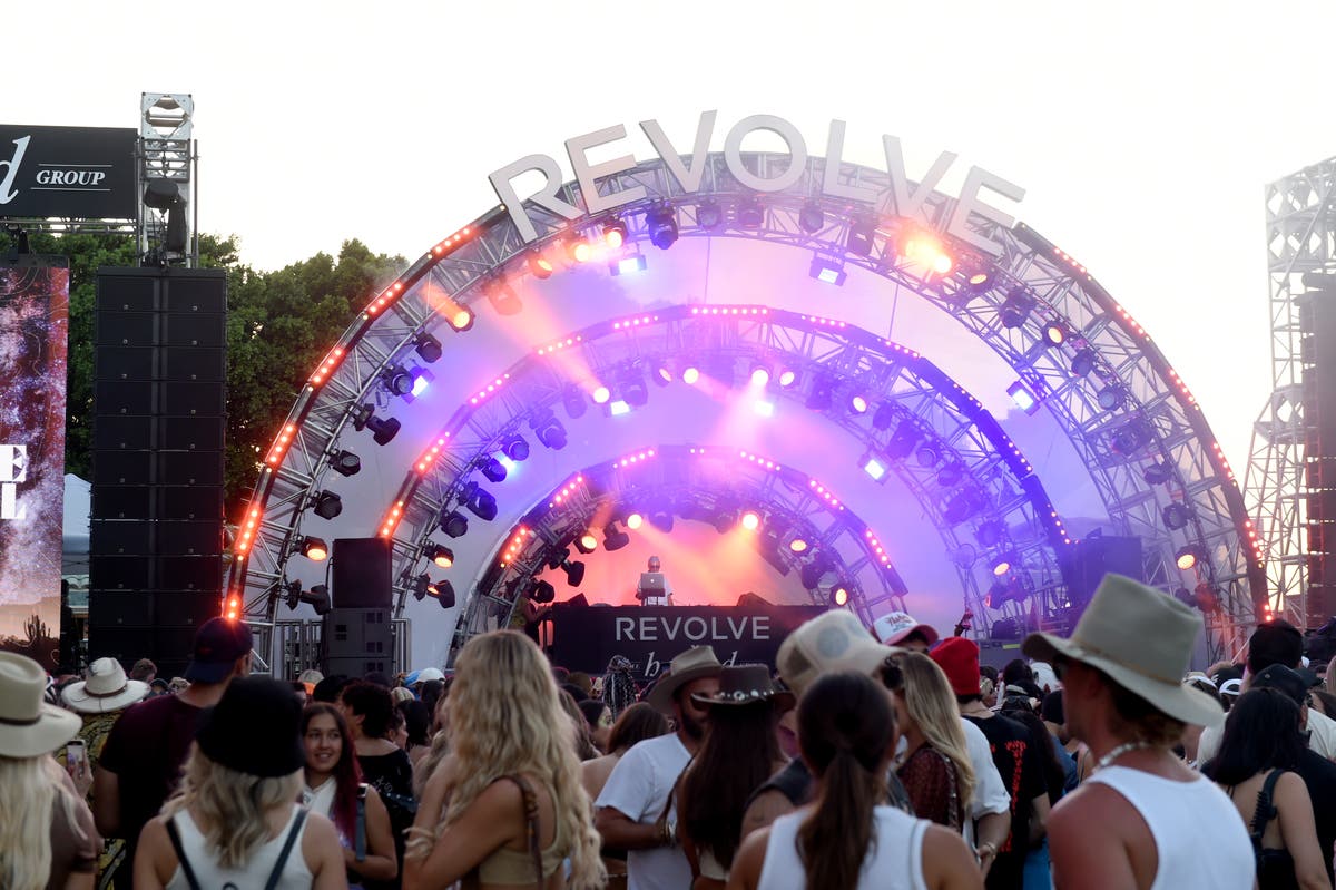 Revolve speaks out after influencers compared it to Fyre Festival Revolve speaks out after influencers compared it to Fyre Festival