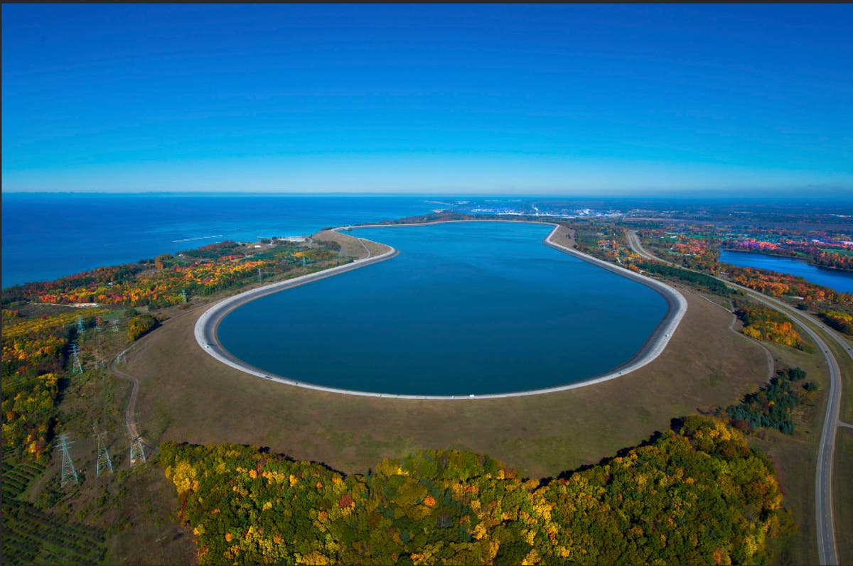 Energy shift creates opening for 'world's largest batteries' The