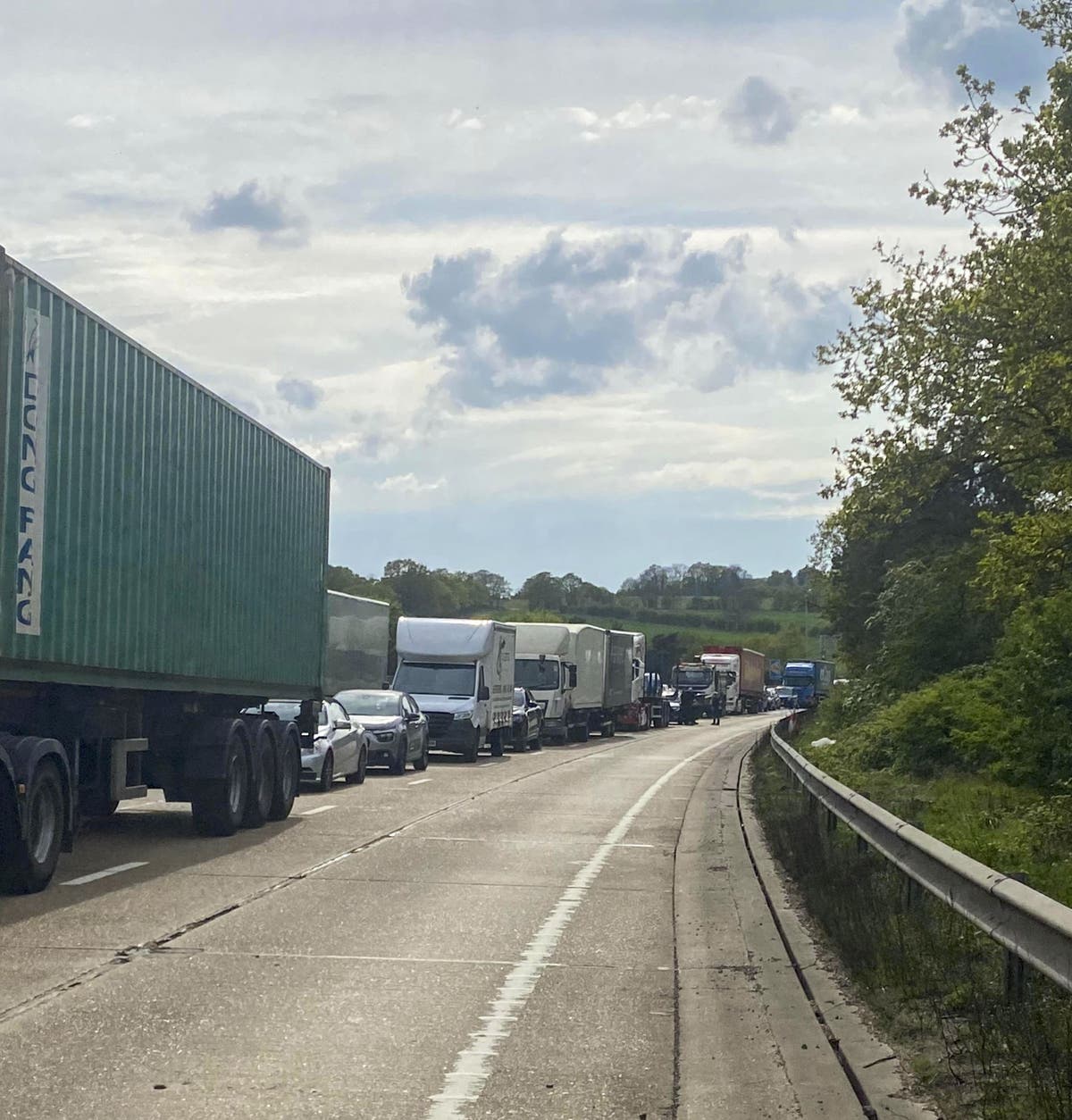 Traffic chaos spills into second day after M25 cooking oil incident