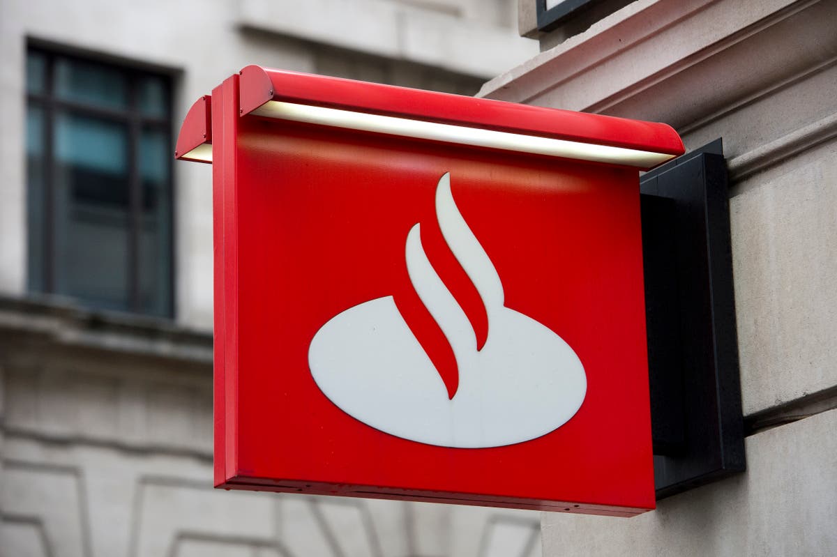 Where is Santander reducing branch opening hours on Saturdays?