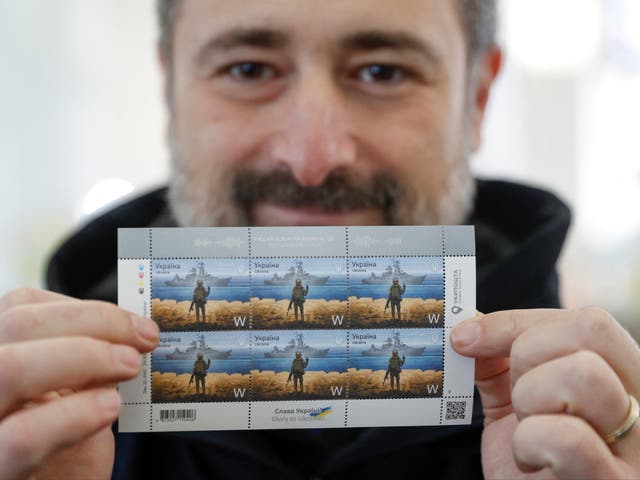 <p>El sello postal honra las famosas palabras de un soldado de la guardia fronteriza ucraniana </p>