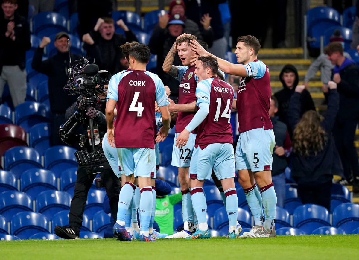 Burnley move to within point of Premier League safety with win over Southampton
