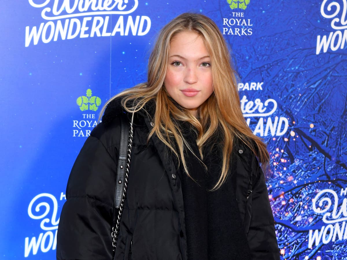 Lila Moss says her mother Kate tried to dissuade her from modelling Lila Moss says her mother Kate tried to dissuade her from modelling