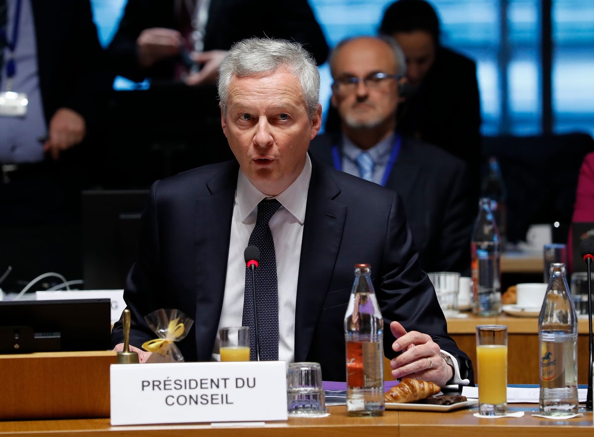 «Я не буду сумувати за ним»: міністр фінансів Франції атакує Бориса та Brexit