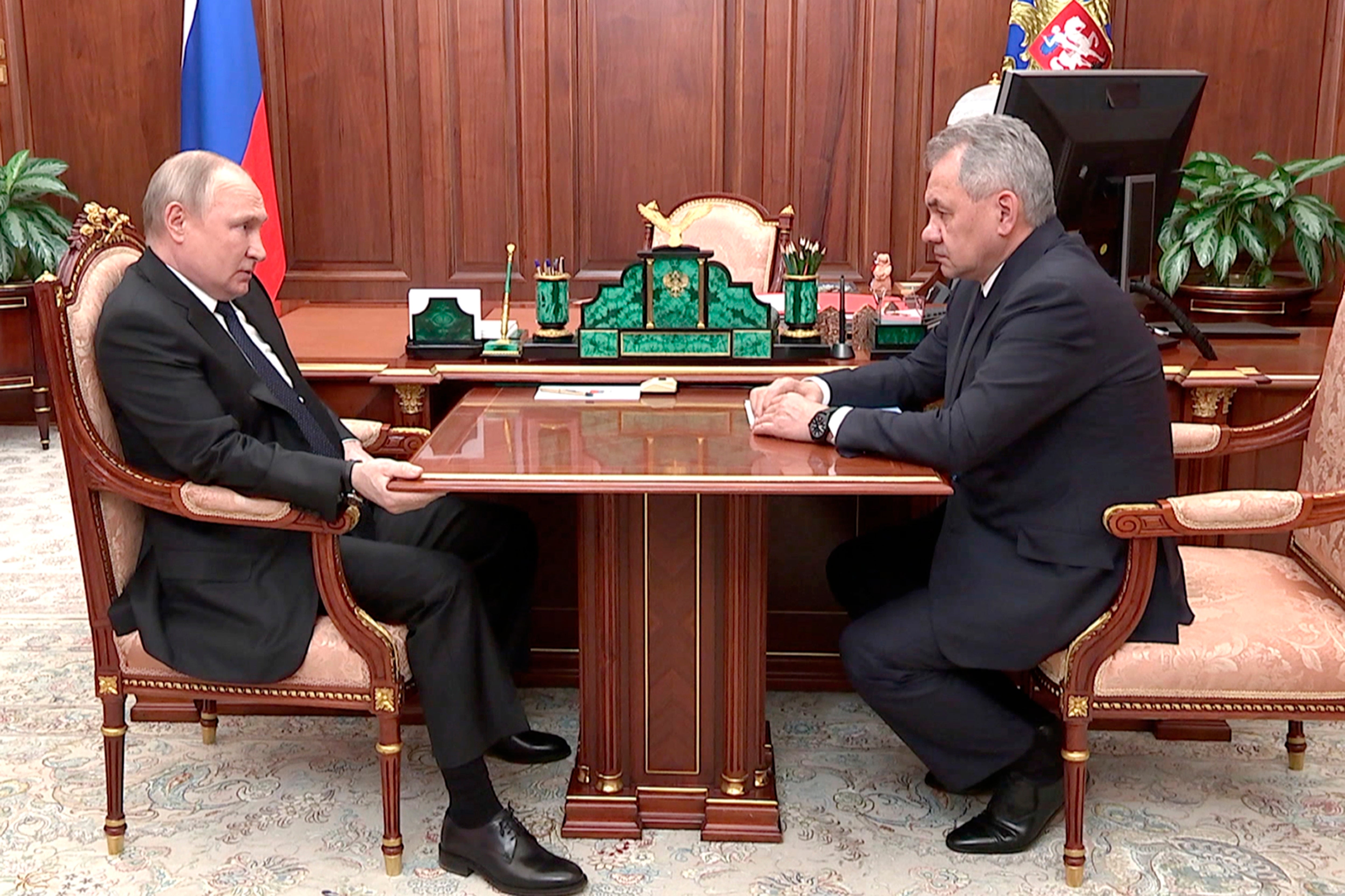 Footage showed Mr Putin holding a table for large portions of a meeting