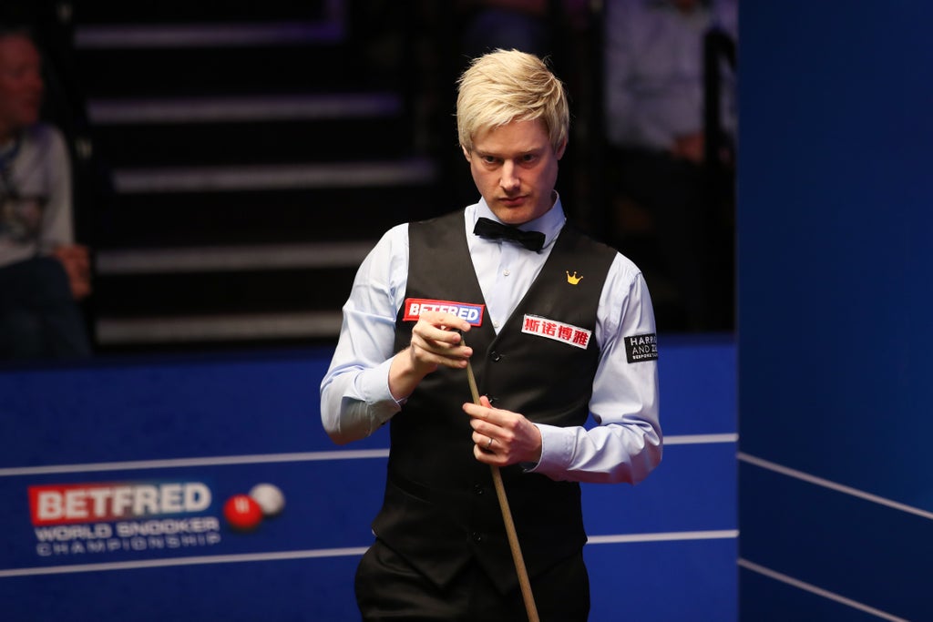 Neil Robertson fights back against Jack Lisowski in crunch clash at Crucible