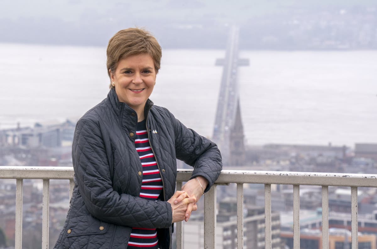 French presidential vote: Nicola Sturgeon congratulates Macron on his re-election