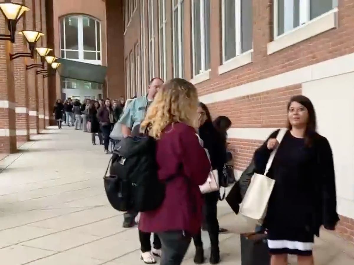 Video shows enormous queue to get into the Depp v Heard trial