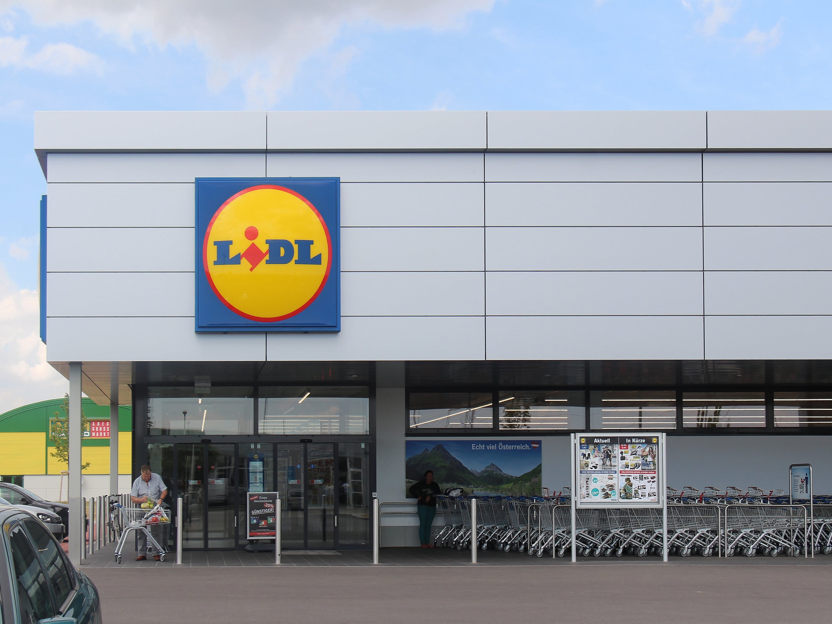 Lidl offers public £22,000 finder's fee for locating new store sites