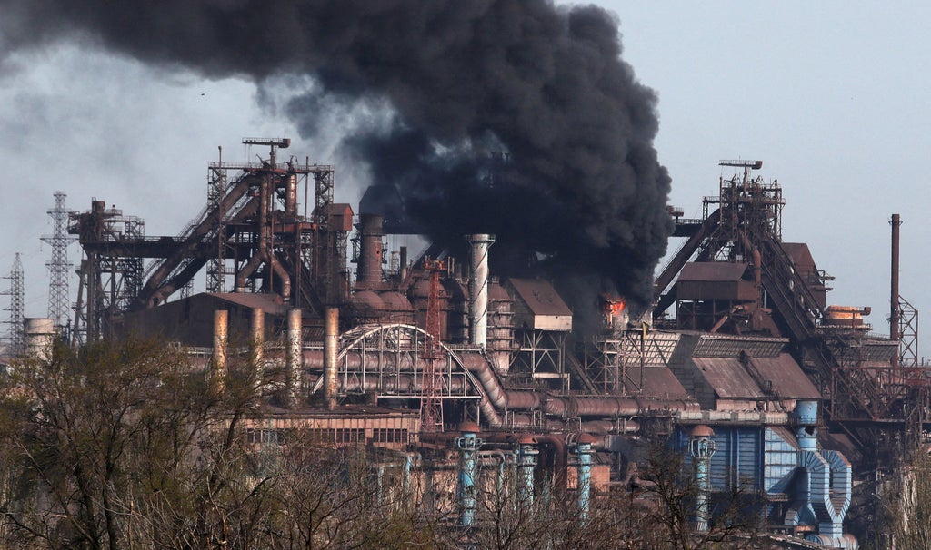 Civilians leave besieged Mariupol steelworks after Putin said not even a ‘fly’ should escape SEI100830496