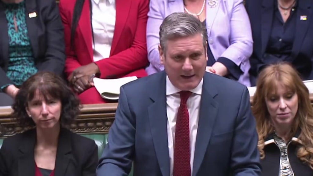 Boris Johnson ‘an ostrich putting his head in the sand’ over energy crisis, Starmer says