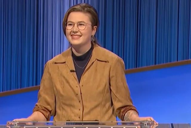 <p>NBC News faces backlash over tweet about Jeopardy! contestant Mattea Roach</p>