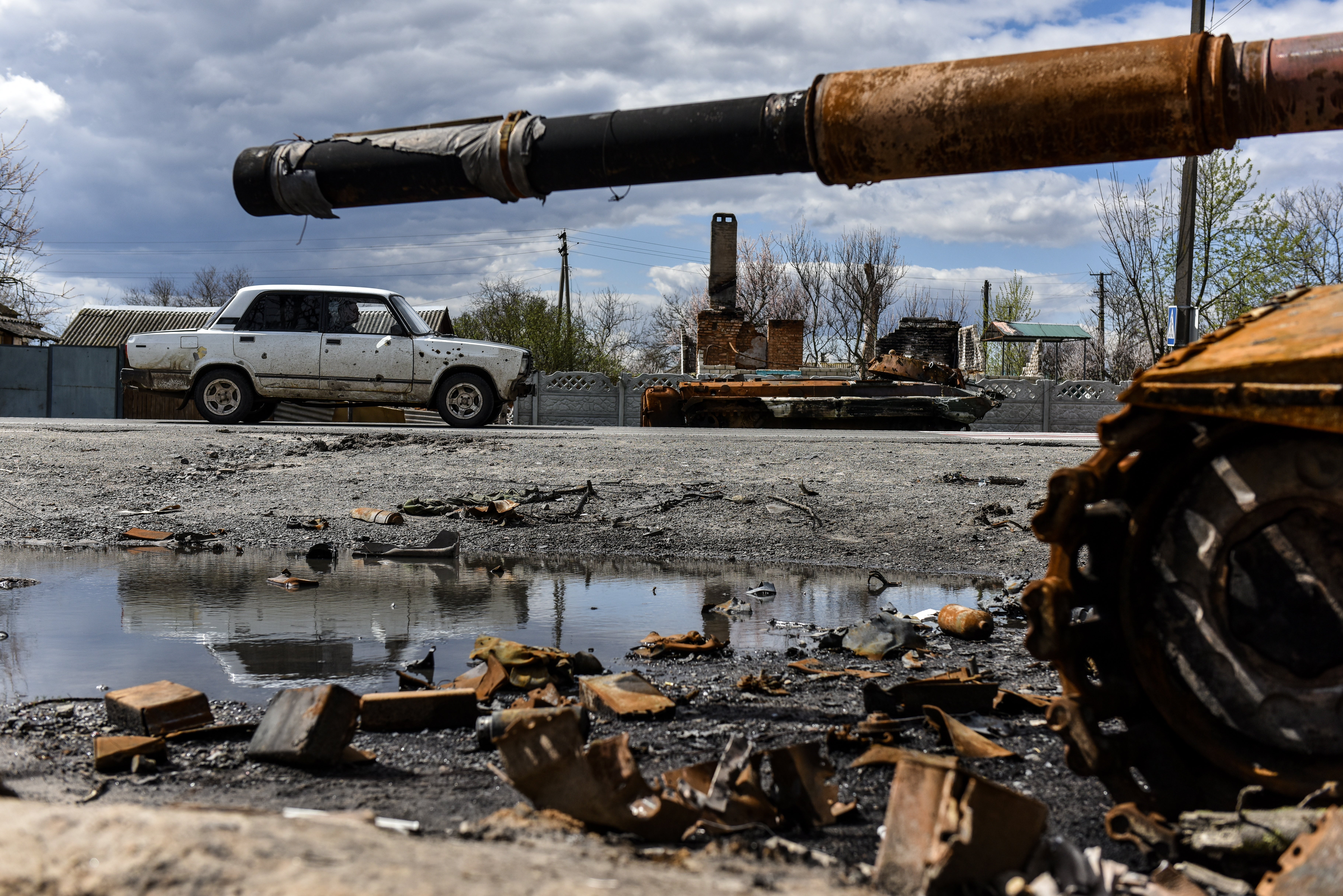 On 24 February, Russian troops entered Ukrainian territory in what the Russian president declared a ‘special military operation’, resulting in fighting and destruction in the country, a huge flow of refugees, and multiple sanctions against Russia