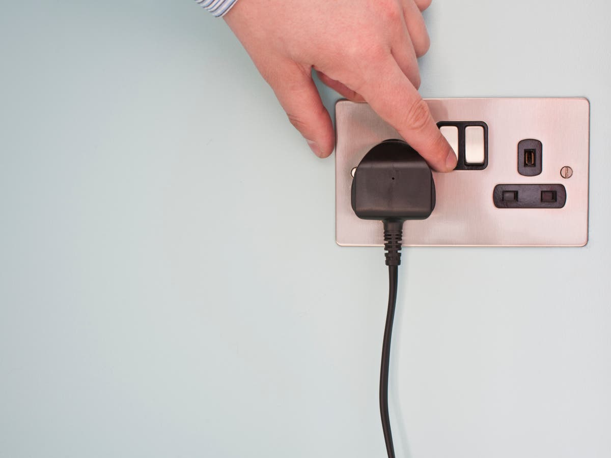 Can switching off appliances really save money on electricity bills?