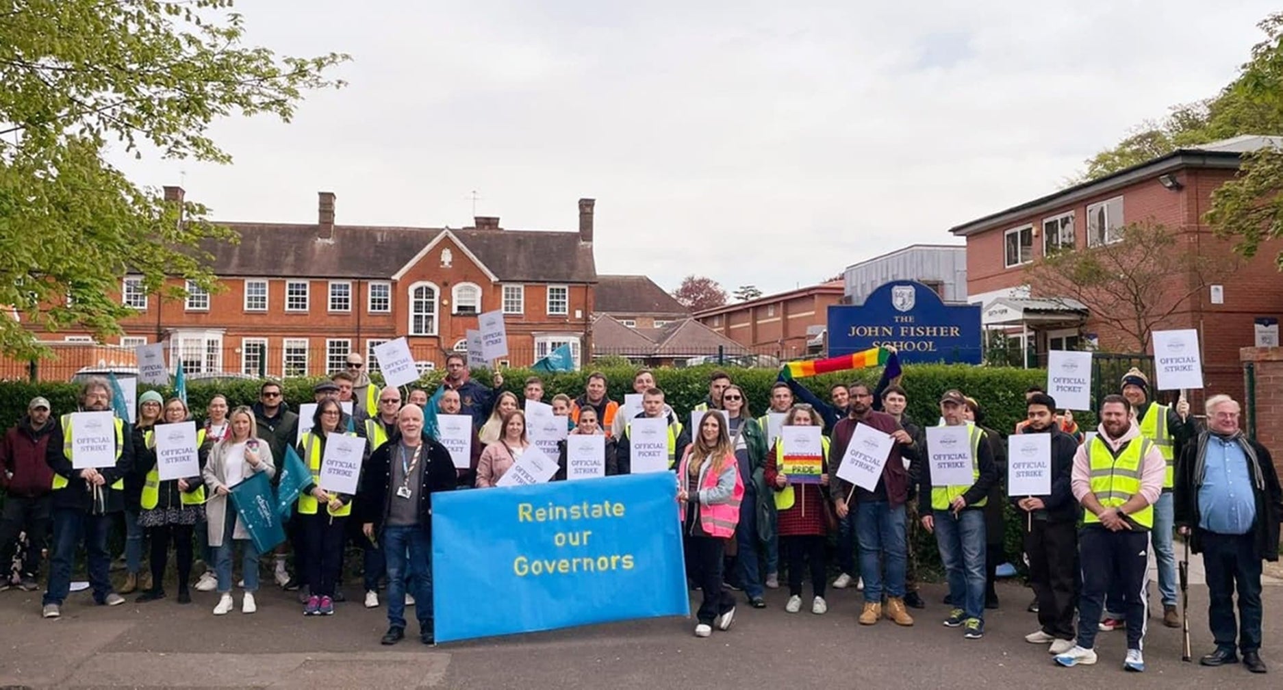 The picket line outside John Fisher School in Croydon (John Friend/NEU)