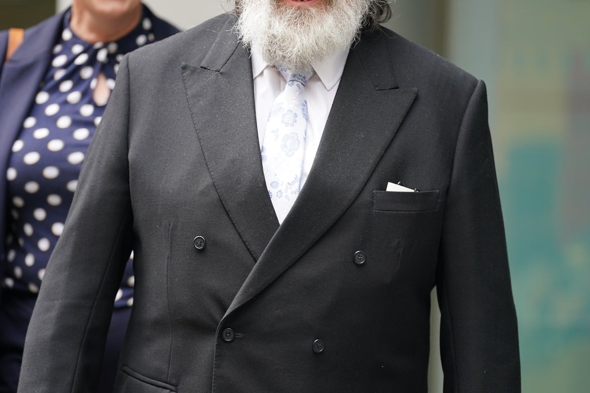 Actor Ricky Tomlinson opposing bid to have ‘hacking’ claim thrown out ...