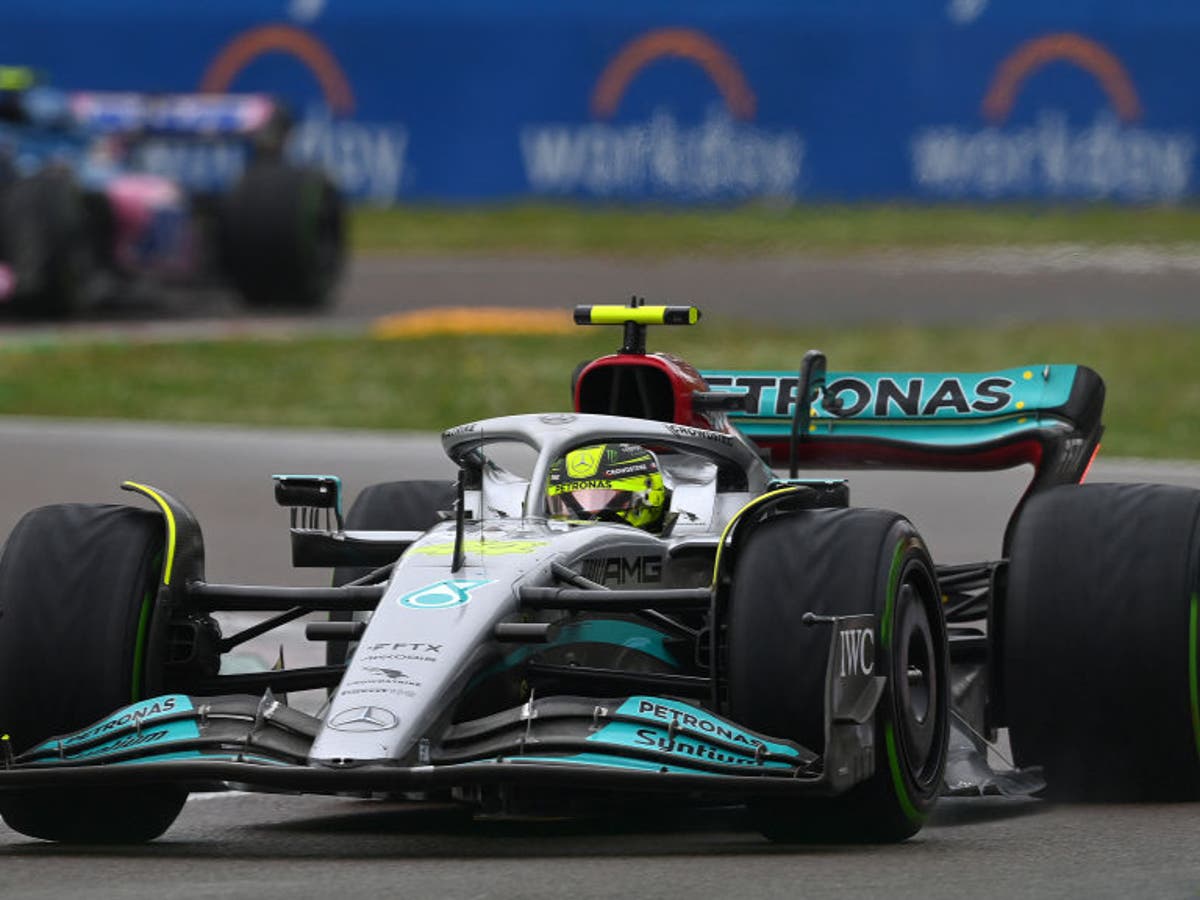 Car problems mean F1 title already ‘out of reach’ for Mercedes