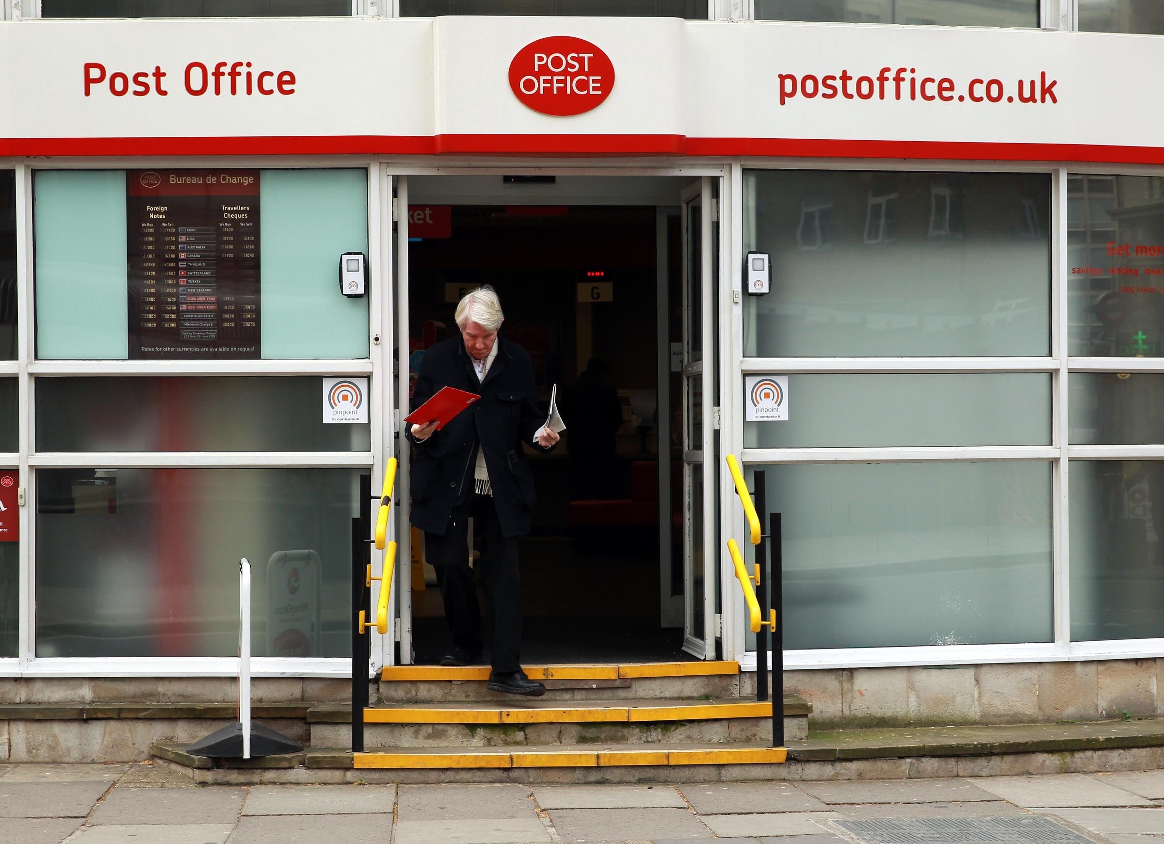 At least 4,000 Post Office branches to offer new money transfer service |  The Independent