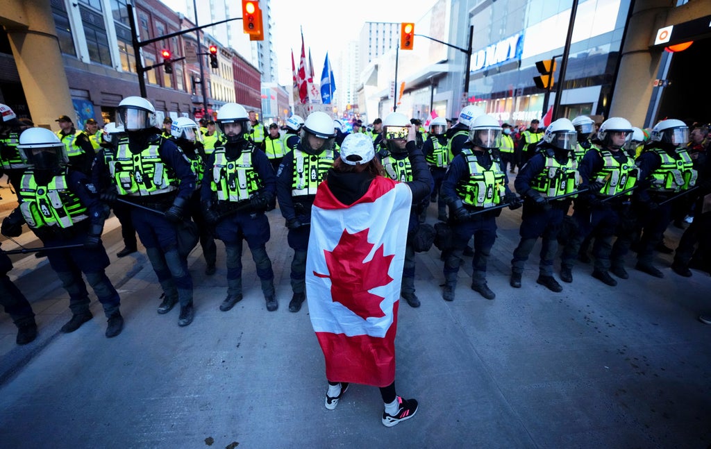 Canadian police face off with protesters opposed to mandates