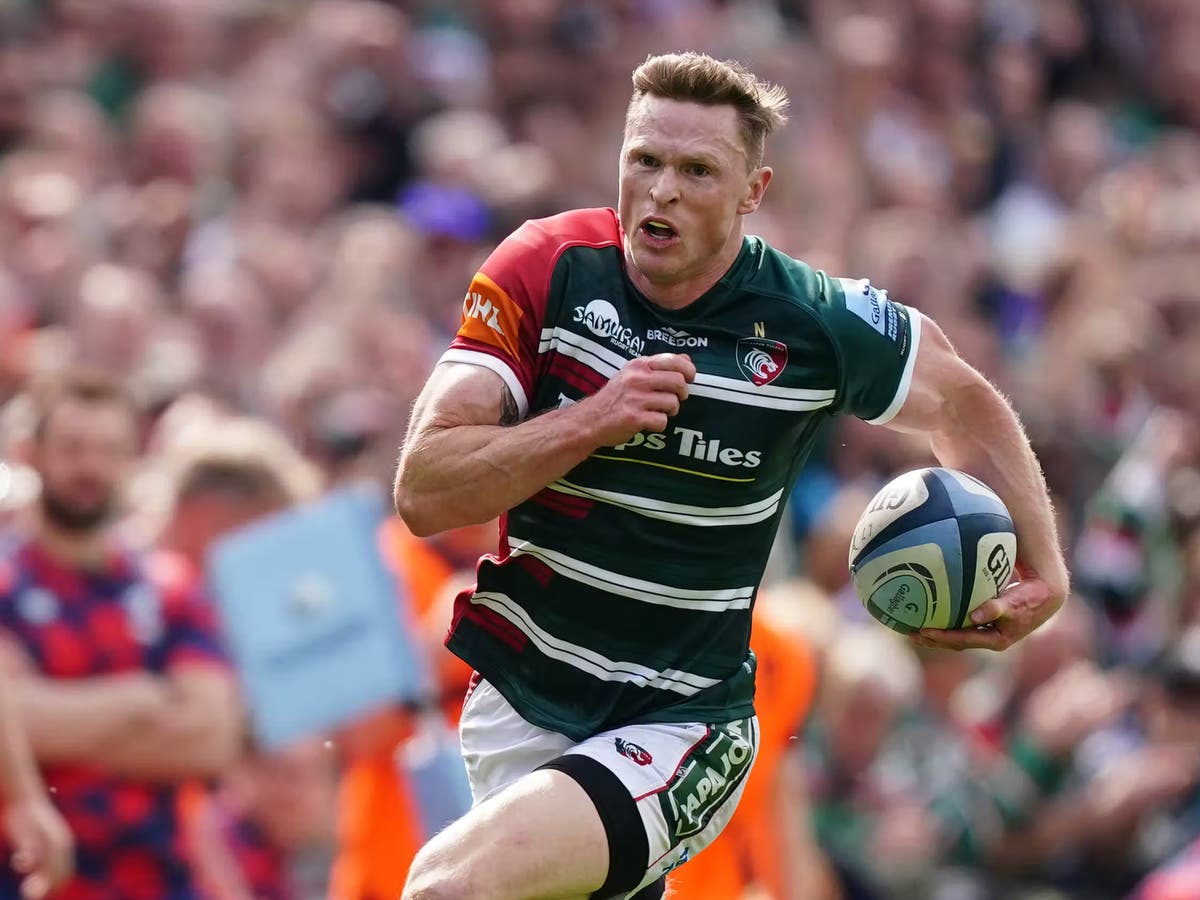 Chris Ashton breaks Premiership try scoring record in big Leicester win